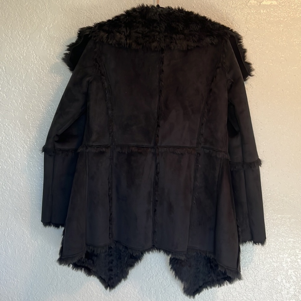 Fabulous Furs Black Faux Shearling Coat - Picture 6 of 8